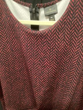 Worthington Burgundy and Black Herringbone Sleeveless Peplum Top